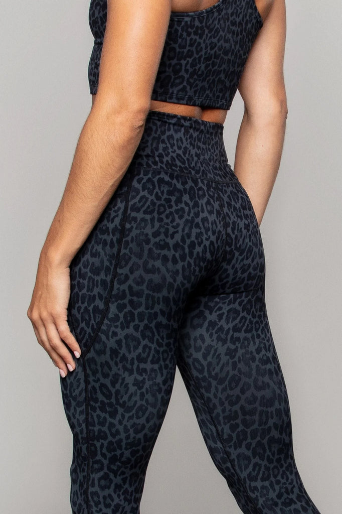 Steel Nala High Waisted 7/8 Pocket Legging