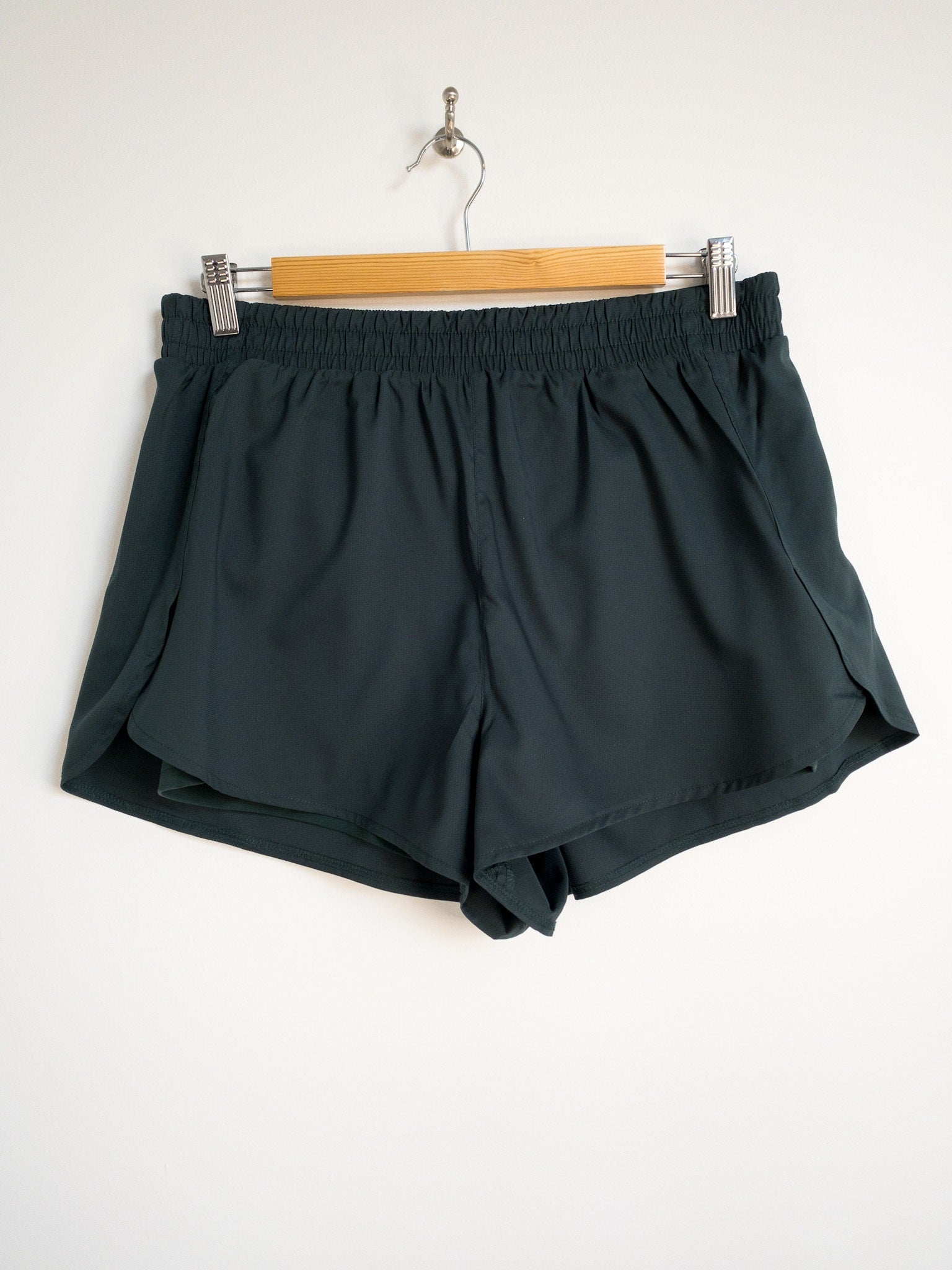 Moss Girlfriend Collective Cycle Shorts Girlfriend Collective